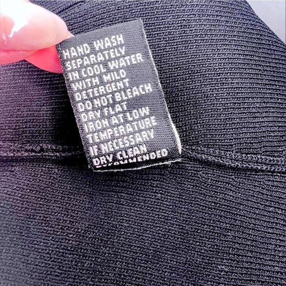 NWOT BCBGMAXAZRIA Black Knit White Trim Open Front Sweater Blazer Size Medium - Picture 12 of 13